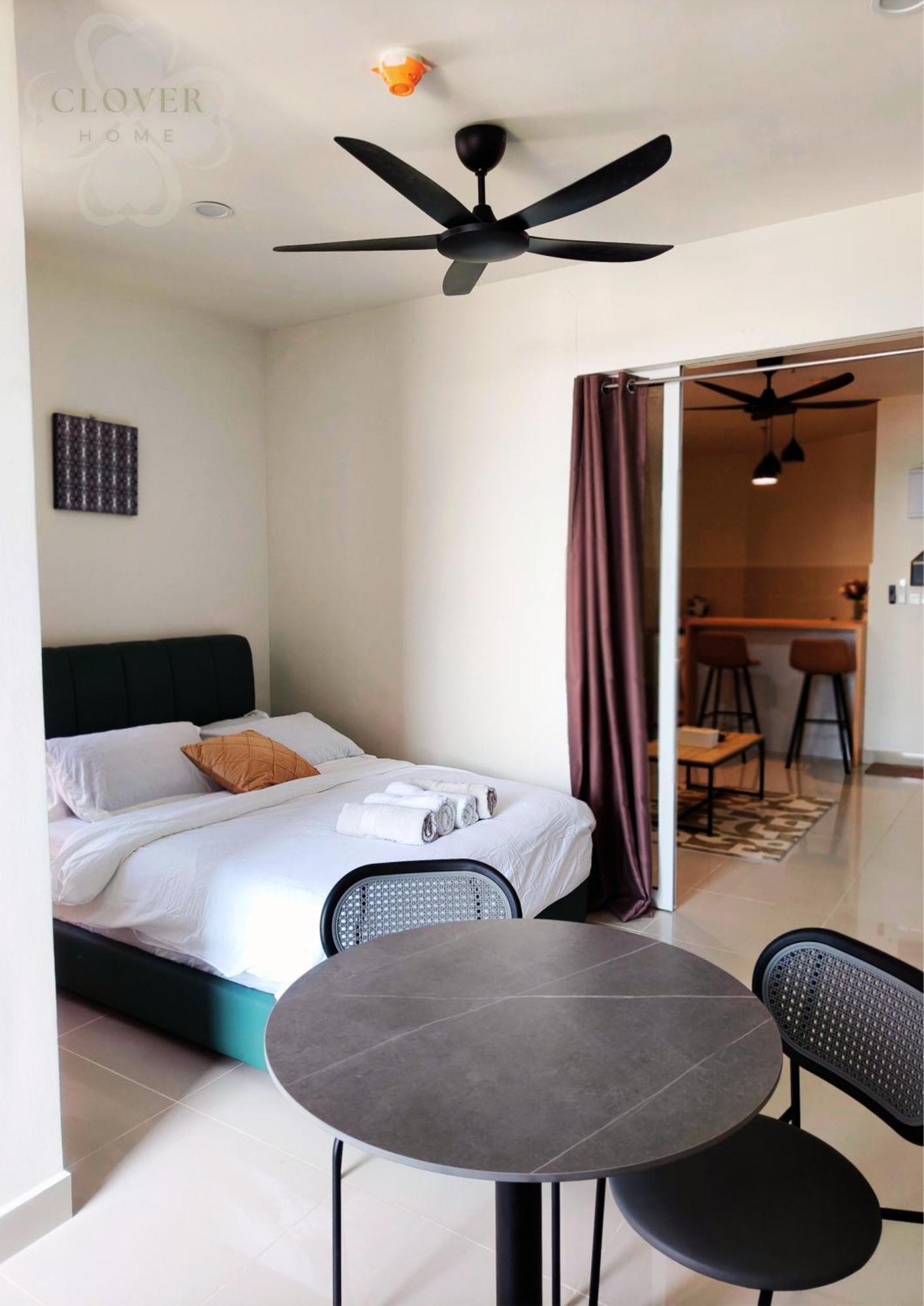 The Shore Studio Balcony Seaview By Clover Home A1101 Kota Kinabalu Exterior photo